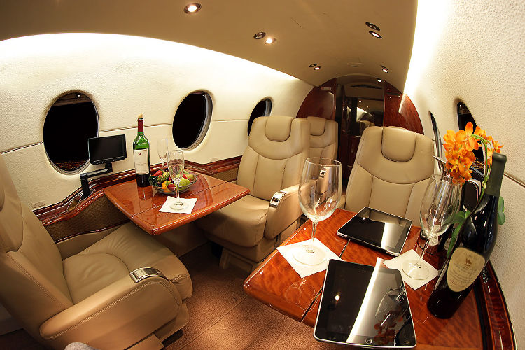 Hawker 400XP interior