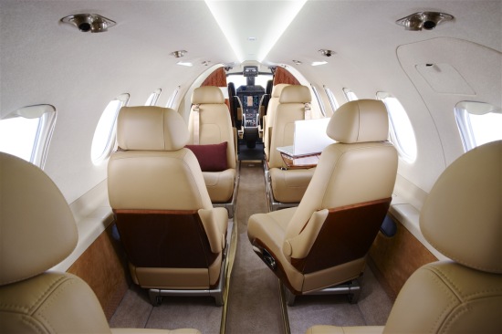 Embraer Phenom 300 interior