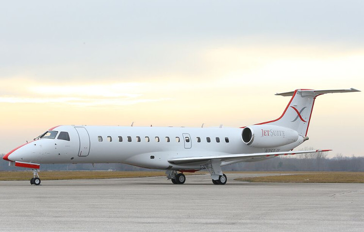 Jetsuite E135 