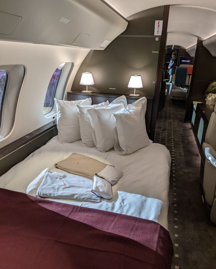 VistaJet Global 7500 bedroom